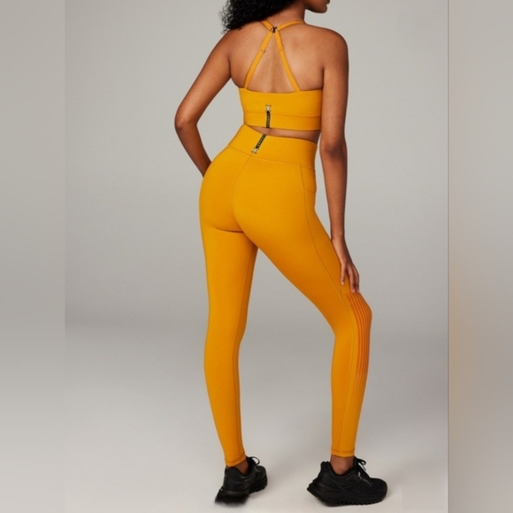 Savage X Fenty By Rihanna High-Waisted Mustard Leggings Size S - Picture 5 of 10